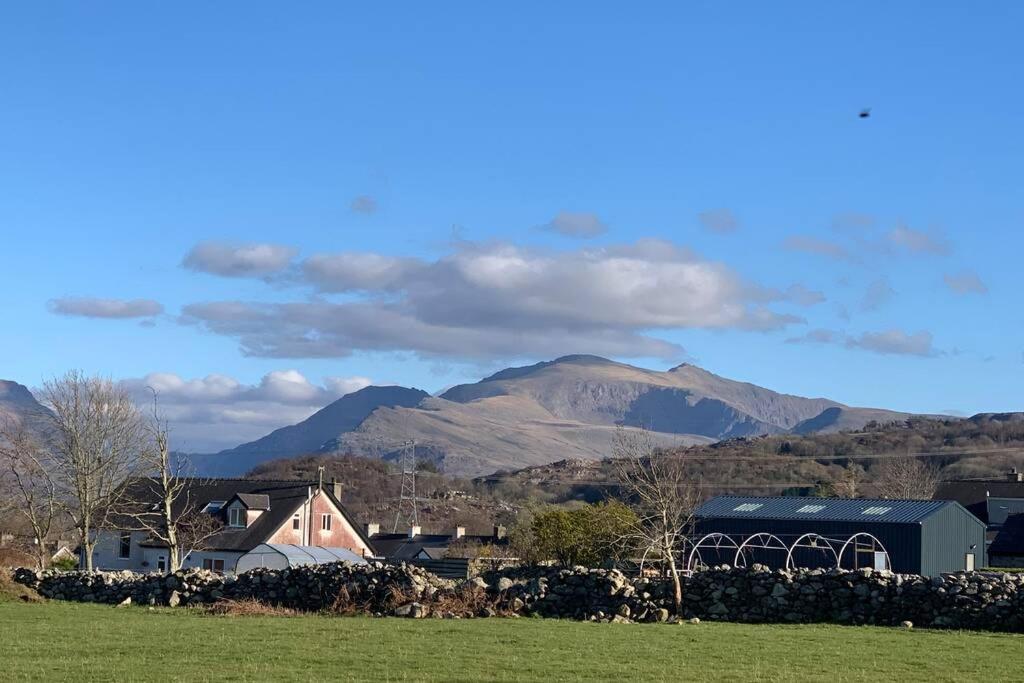 Snowdonia Cabin Caernarfon Bagian luar foto